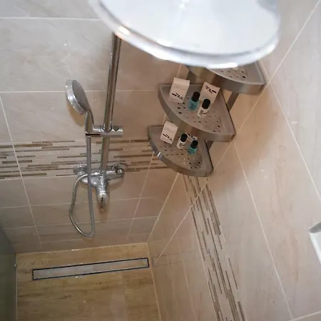 Centar A1 Lalu - Free Garage Apartment Pula