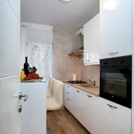 Appartement Centar A1 Lalu - Free Garage *
