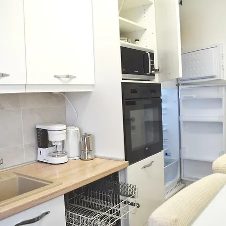 Centar A1 Lalu - Free Garage Apartament Pula
